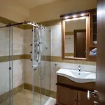 בית הארחה Rentinia 4*